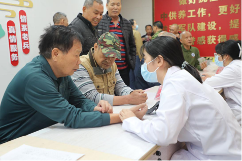 情系光榮院 醫(yī)暖老兵心315.png